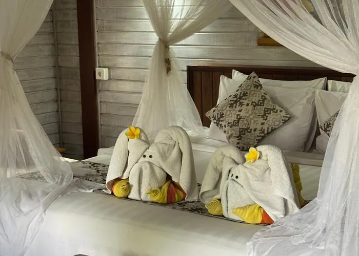 The Jingga 3* Nusa Lembongan